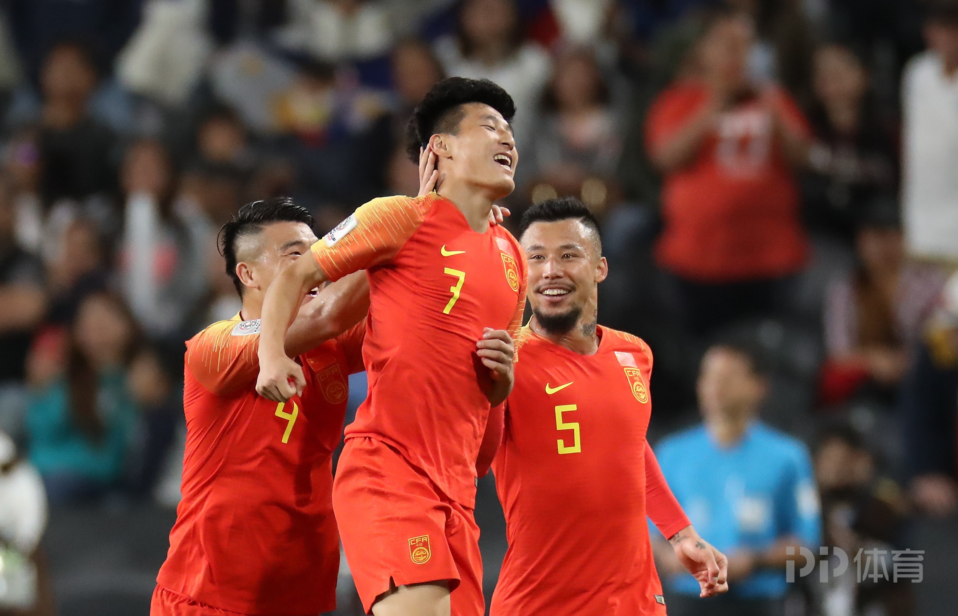 剑门黑豹队对阵岭南鲸鲨队,网球杯赛读秒绝平,门将神扑救主——锋线火力回暖 剑门黑豹队对阵岭南鲸鲨队,网球杯赛读秒绝平,门将神扑救主——锋线火力回暖